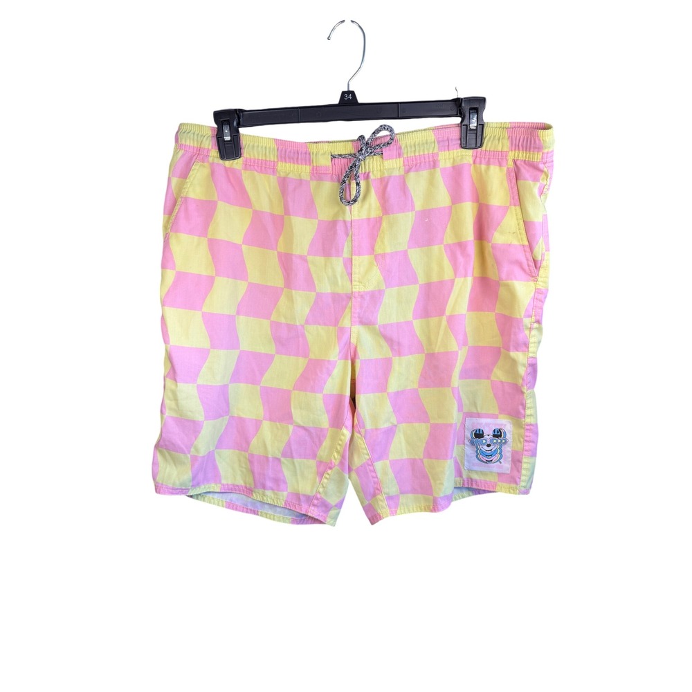 Neff x Disney Mickey Mouse Warped Checkerboard Shorts Pink‎ Yellow XL 40 Waist